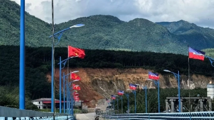 新盛游戏主视觉